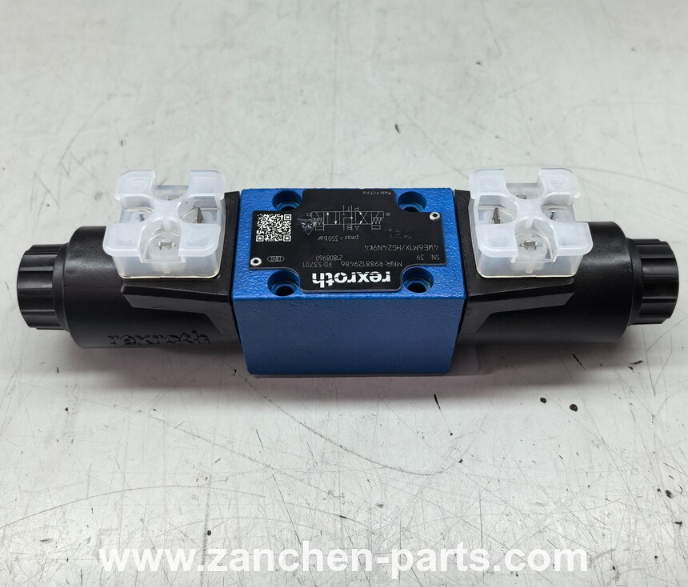 Rexroth R988129486 Directional Spool Valve 4WE6M1X/HG24N9K4